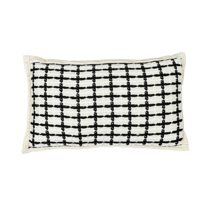 COJIN DECORATIVO 50 cm x 30 cm POLIESTER BLANCO-NEGRO CUADRICULADO